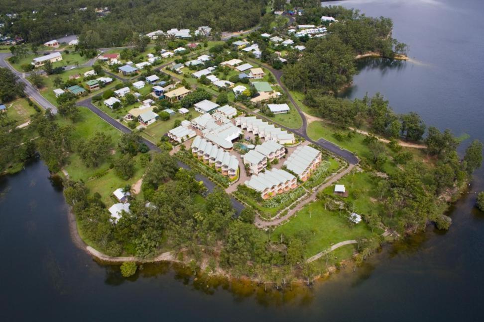 Tinaroo Lake Resort Екстериор снимка