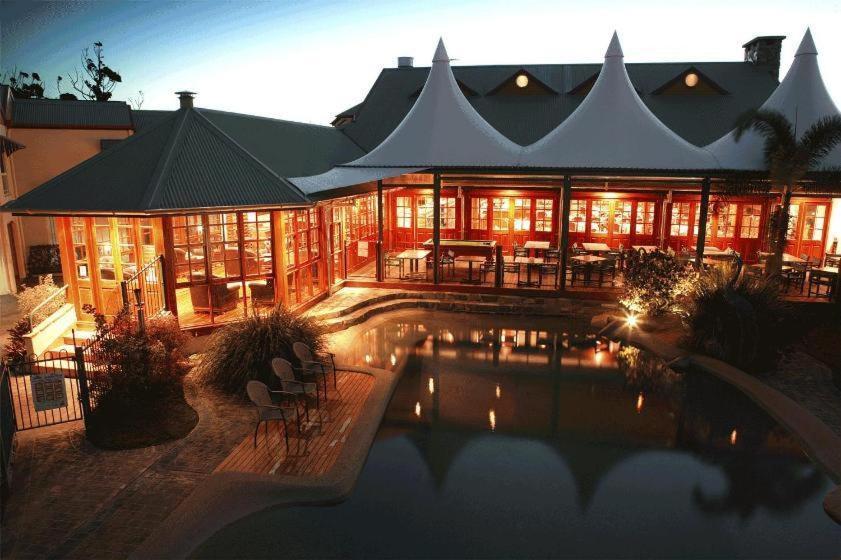 Tinaroo Lake Resort Екстериор снимка